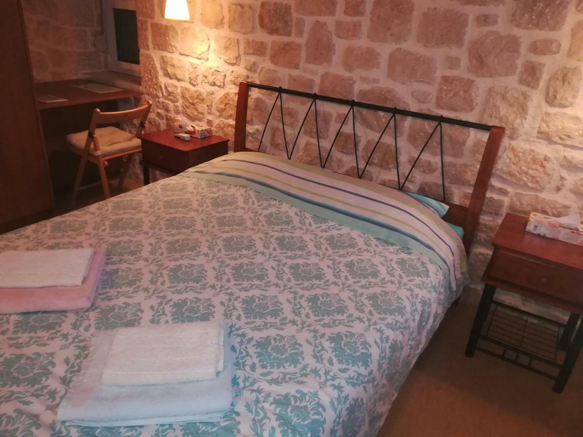 Stone House In Olive Grove Villa โตโล ภายนอก รูปภาพ